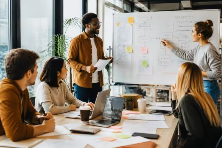 découvrez les récits authentiques de milliers de personnes qui partagent en détail chaque étape, chaque erreur et chaque défi rencontré au cours de leur expérience.